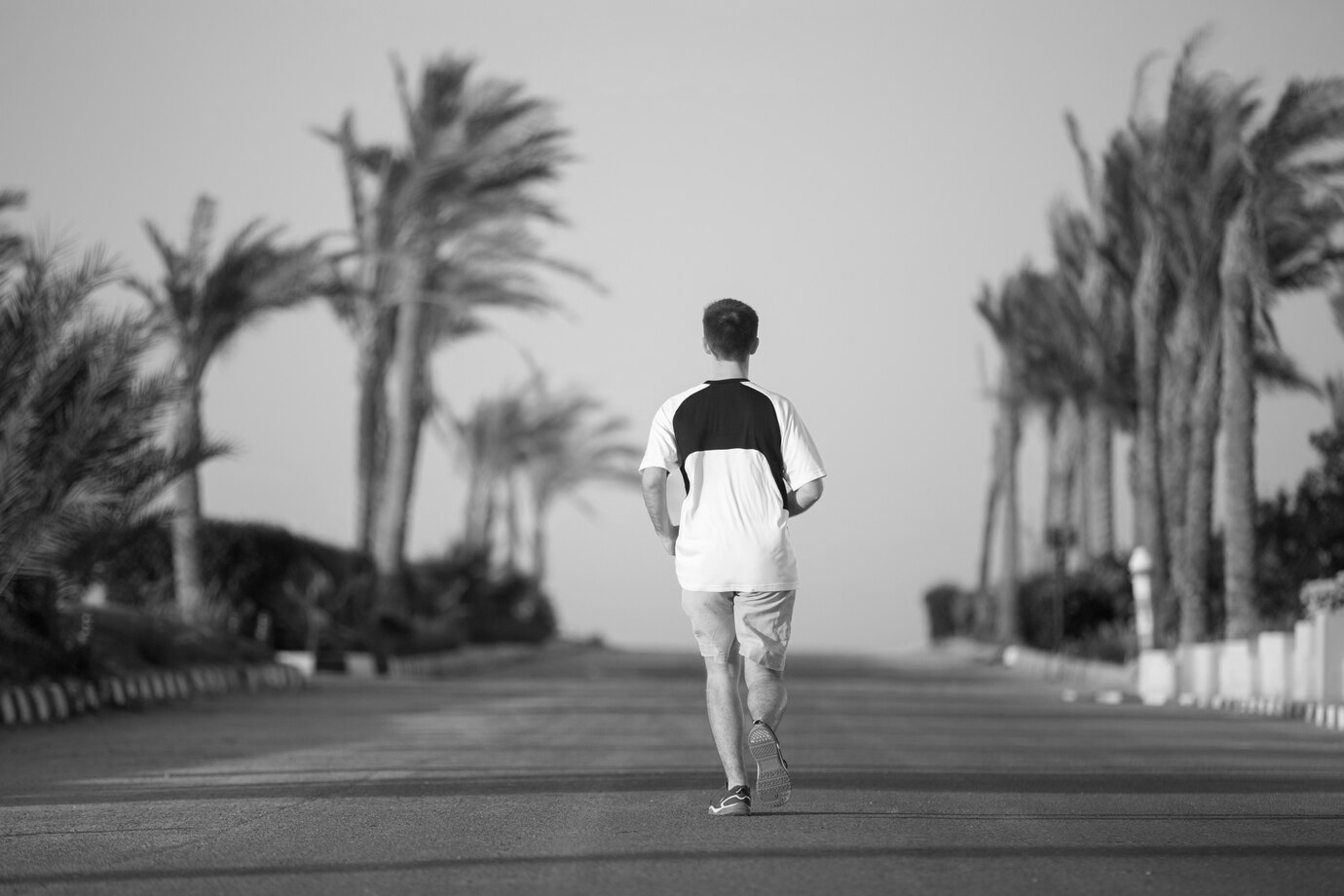 running-bw.jpg running-bw.jpg